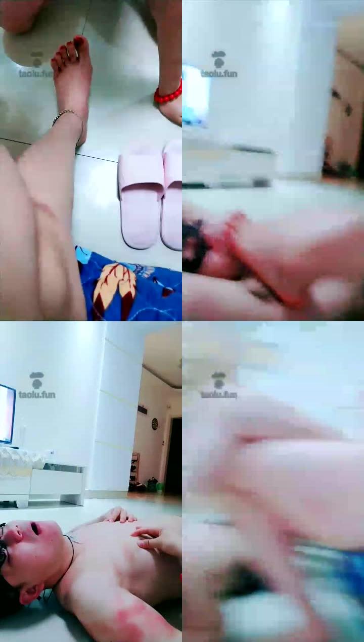 【艾丽莎女神】裸足舔脚。渣精