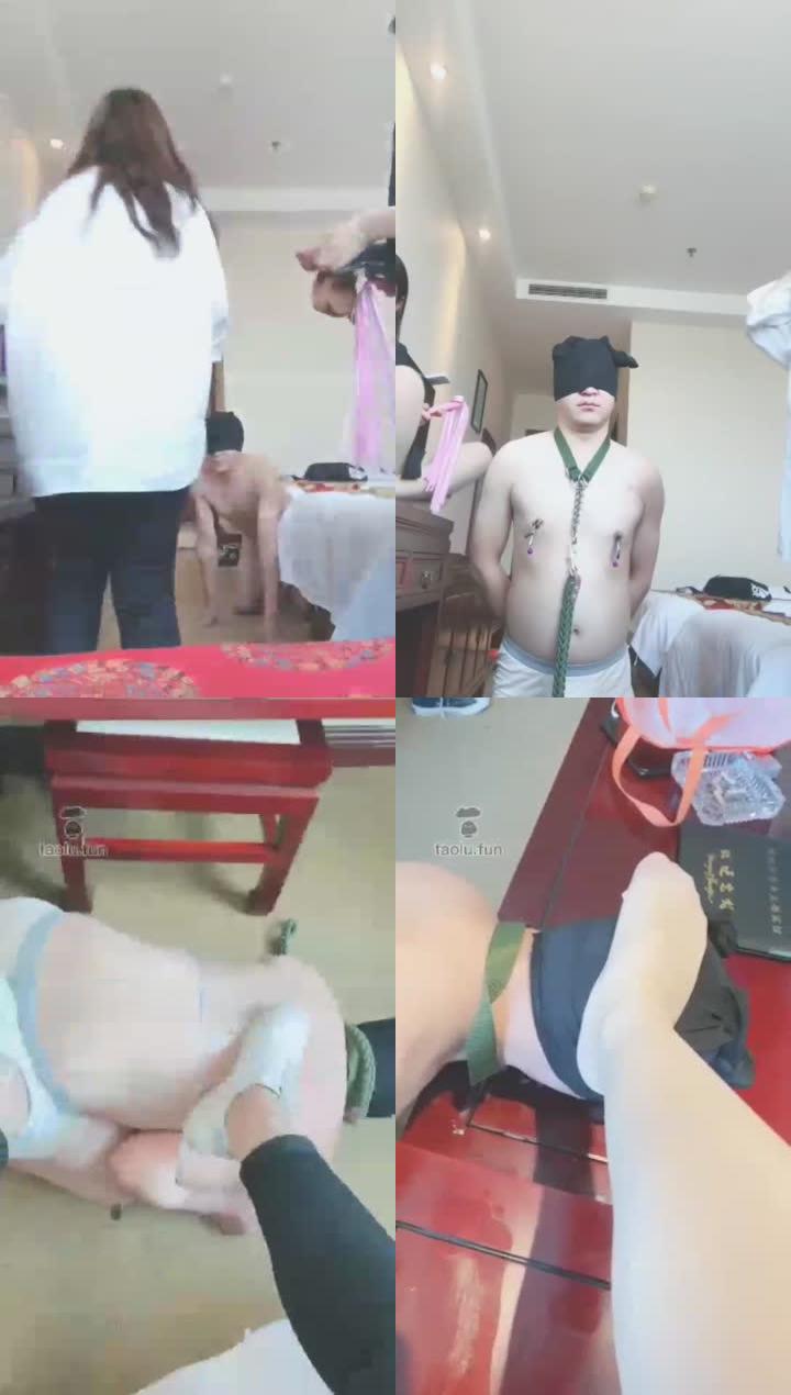 【雅曼妈妈】直播调教中
