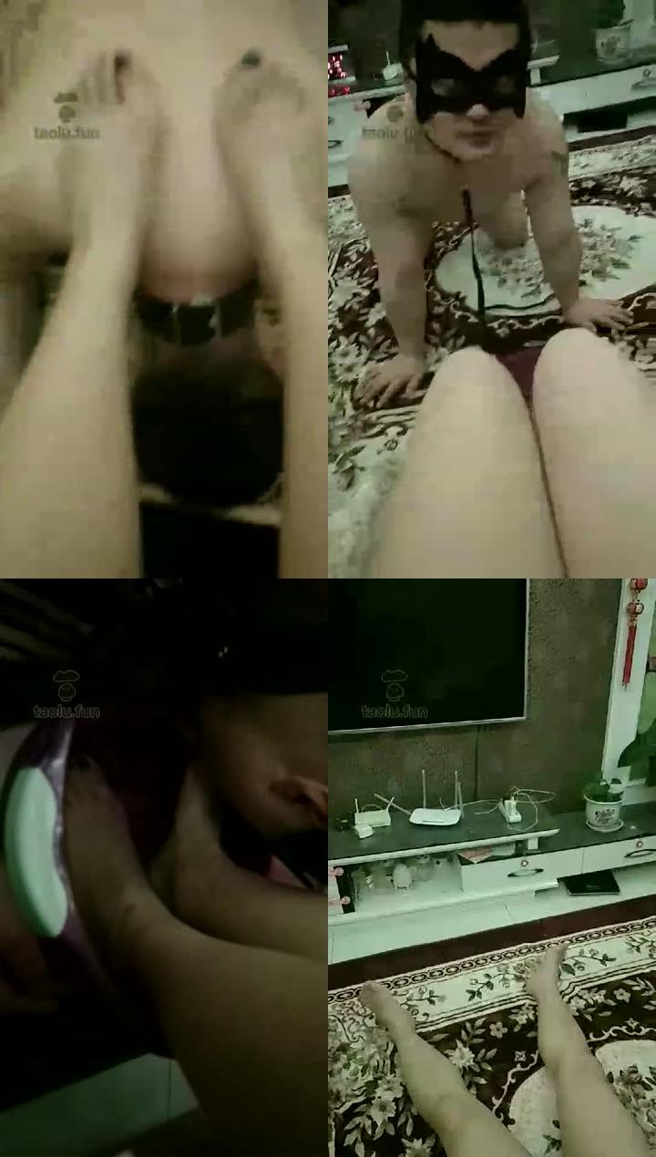 【妍月s】主人不开心，让家奴来家里受虐