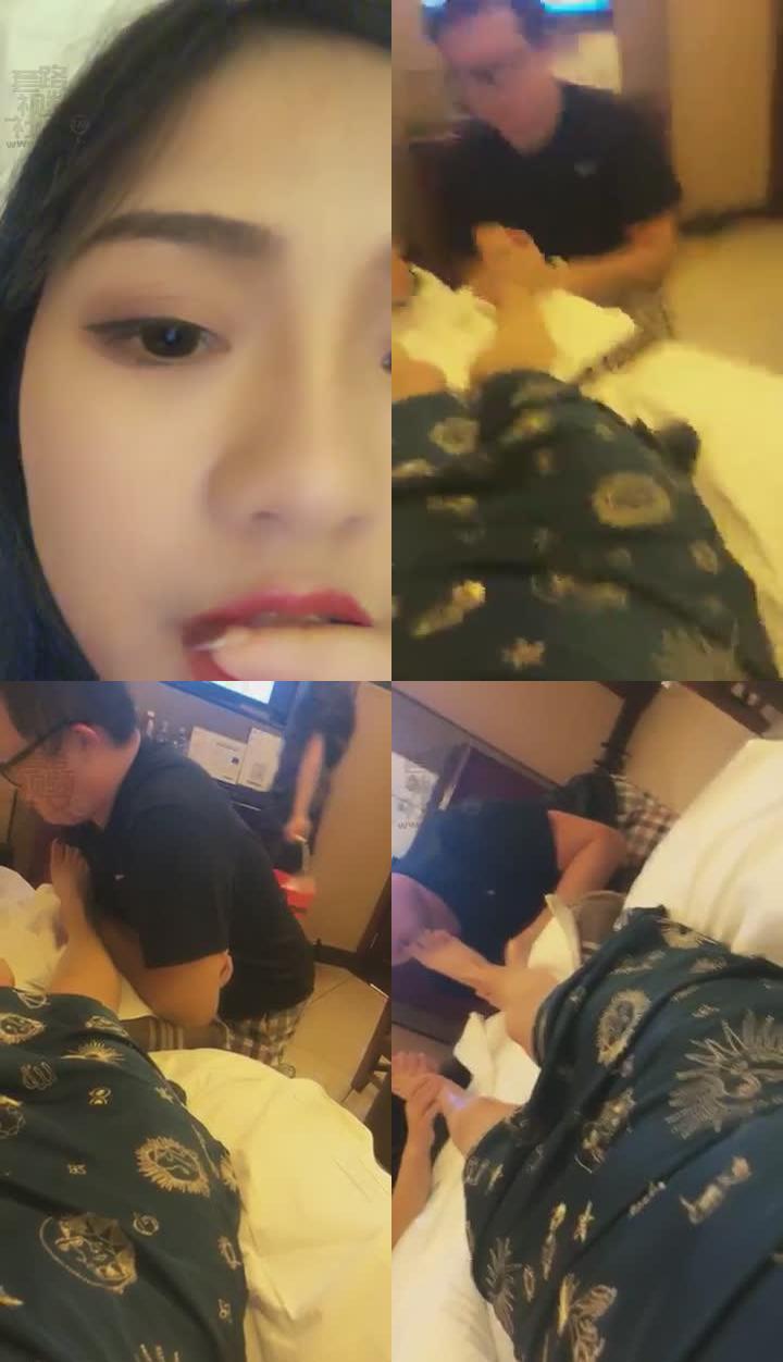 【回眸QUEEN】足浴房调教2服务员都觉得下贱-回眸