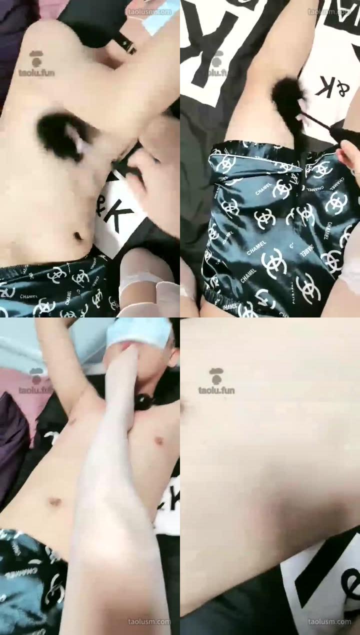 【医调女王】调教出轨老公小钢炮（官方已删）