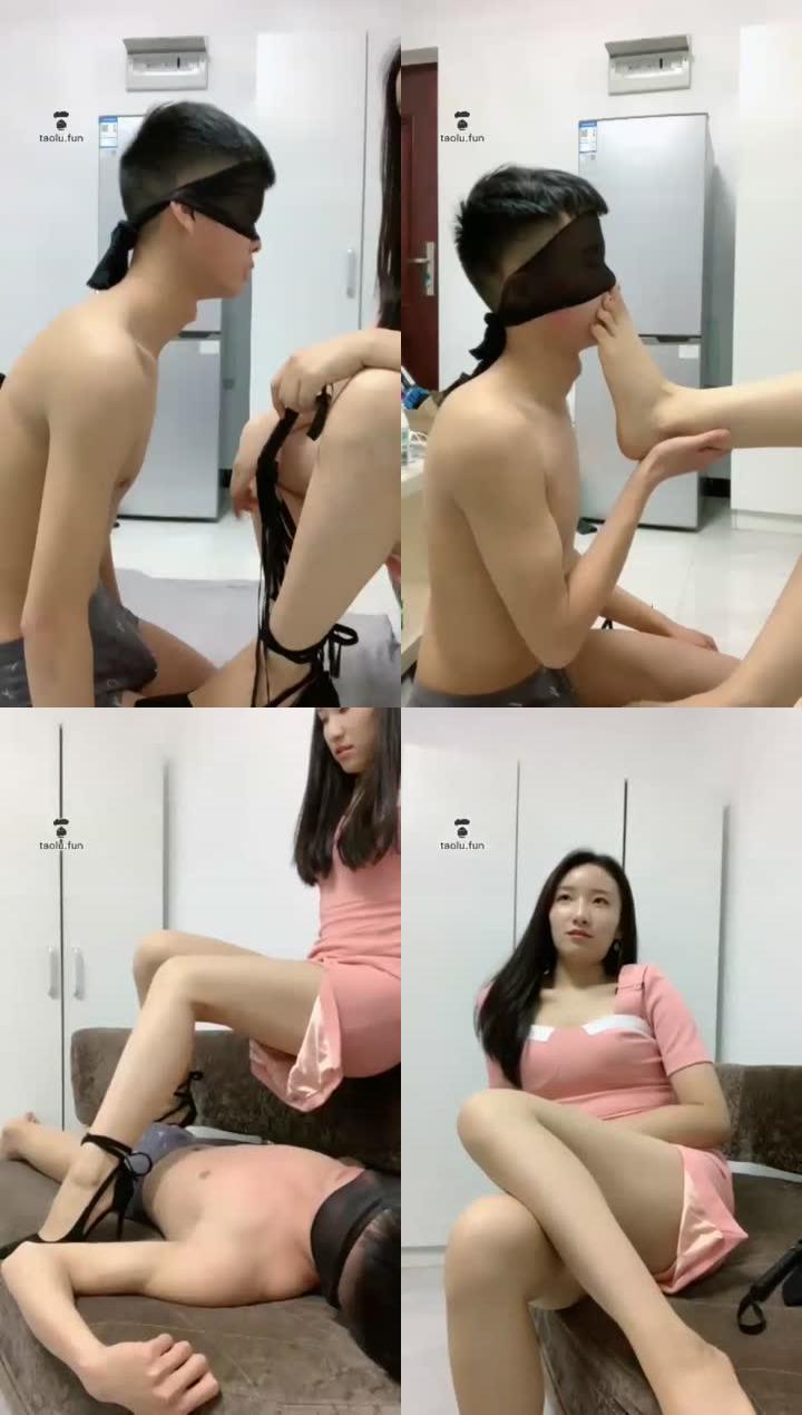 【媚娘女王】耳光高跟踩踏18岁学生