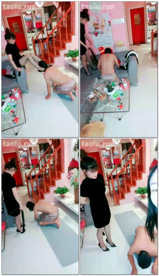 【双面佳人茉莉】双主舔脚虐乳踩头