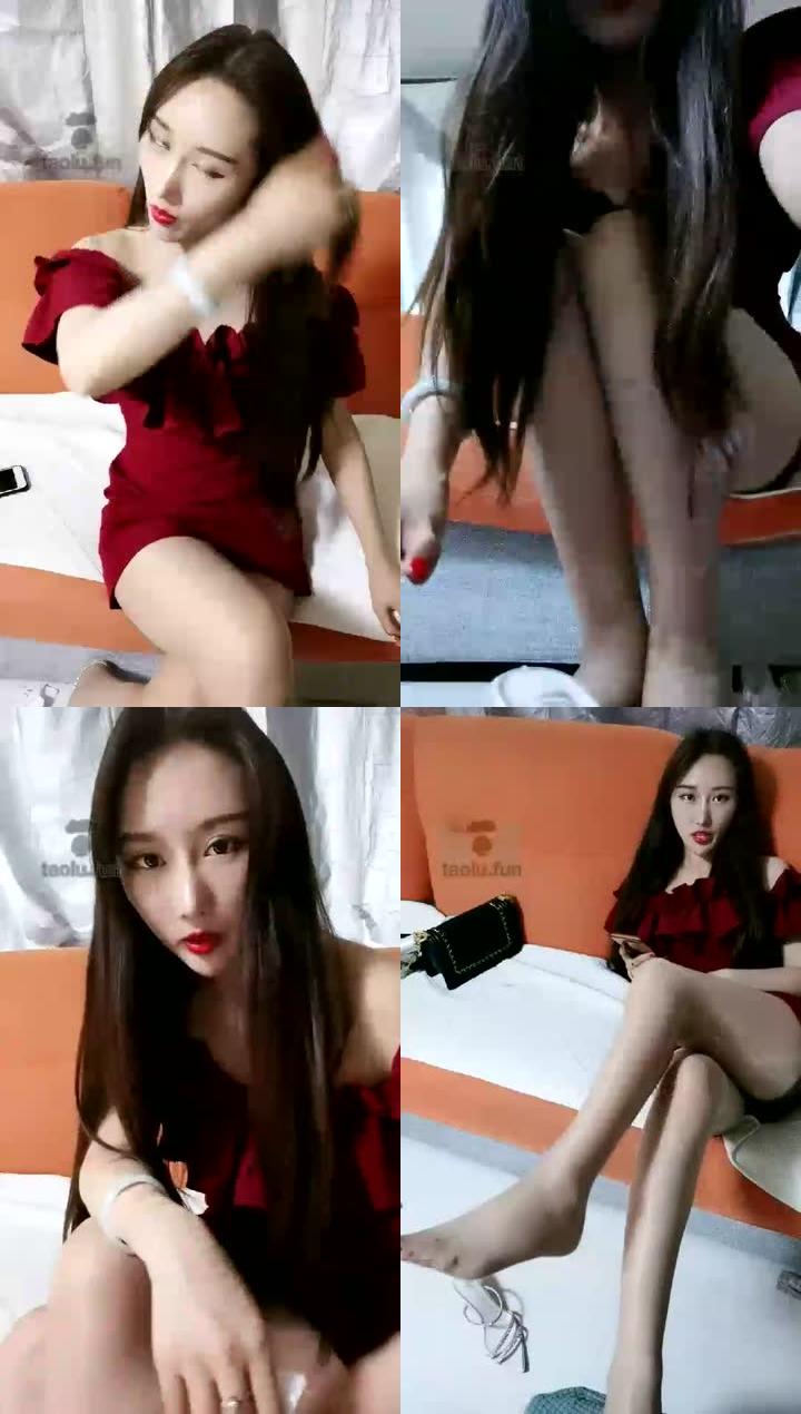 【叶子S】无意识舔脚，肉丝凉高，女神都没正眼看过这条狗