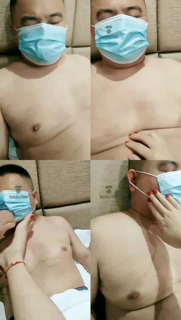 【女王木木】耳光，踩踏，遛狗