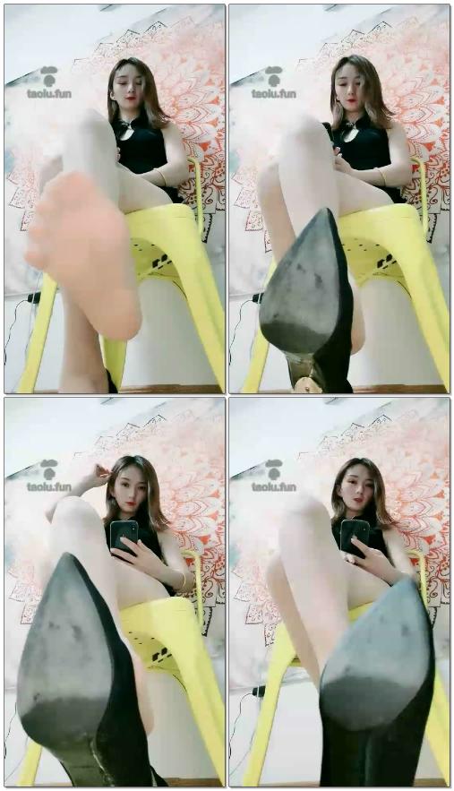 【依琴女主】第一视角丝袜脚底高跟羞辱