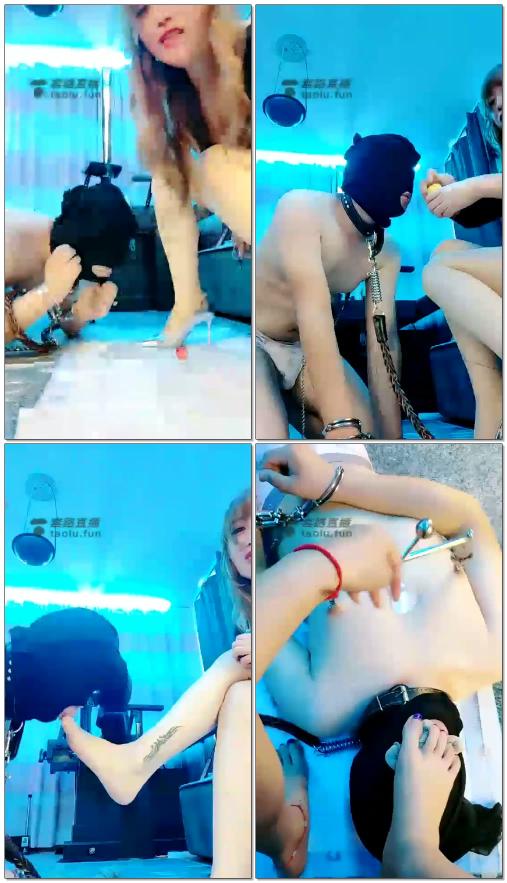 【东营天香百合】舔鞋底虐乳舔脚，丝袜塞嘴脚踩窒息