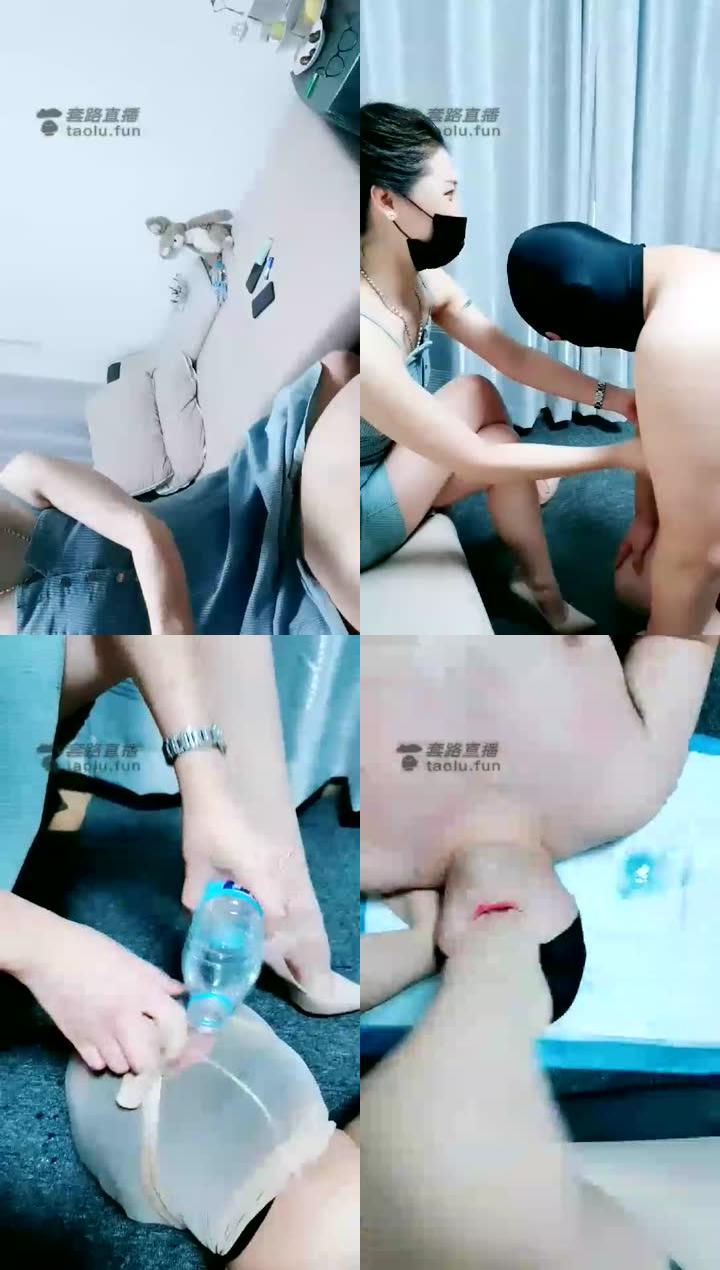 【墨云S】舔内裤分泌物，骑马耳光踢裆