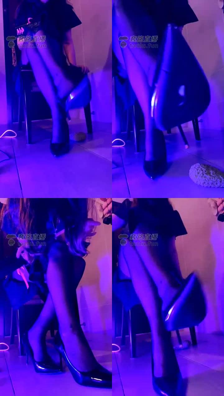 【Verin维因】第一视角黑丝不间断羞辱