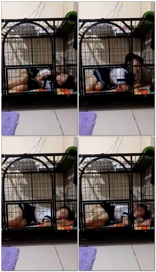 【MH女慕乐】真实圈养生活、狗笼里甜甜入睡