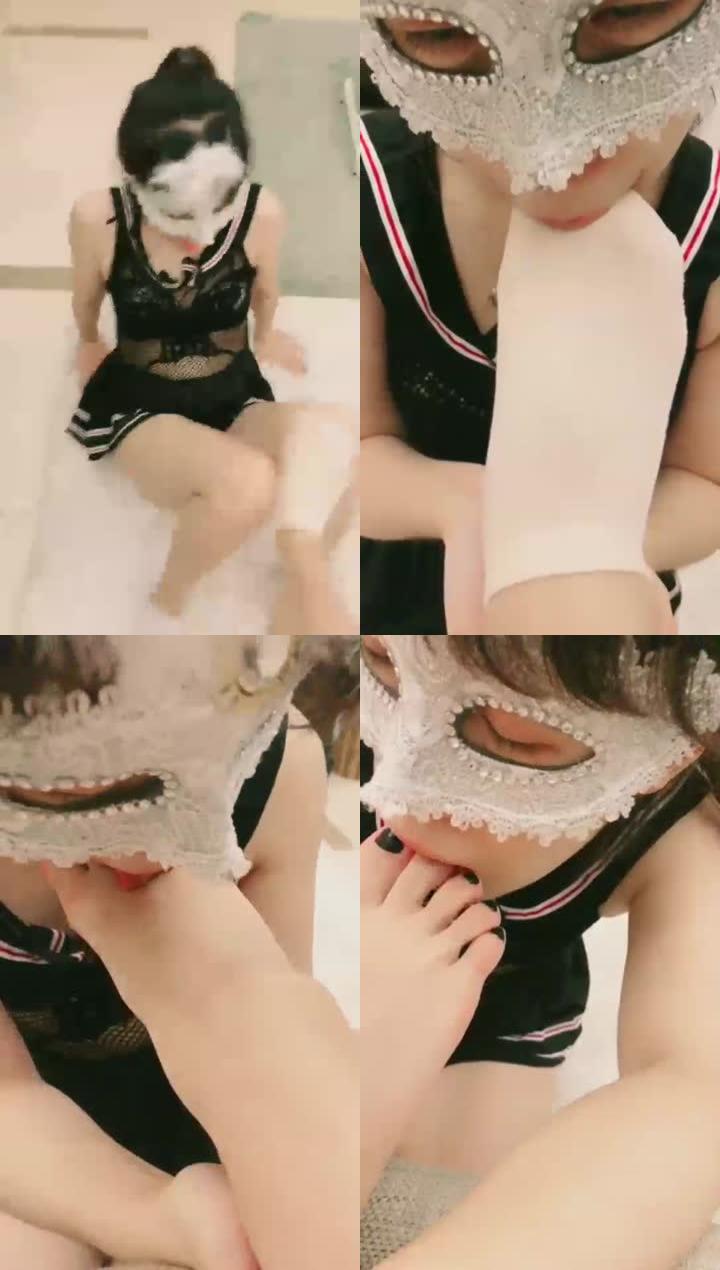 【婳儿M】 女主发现小m在家偷玩 怒了。
