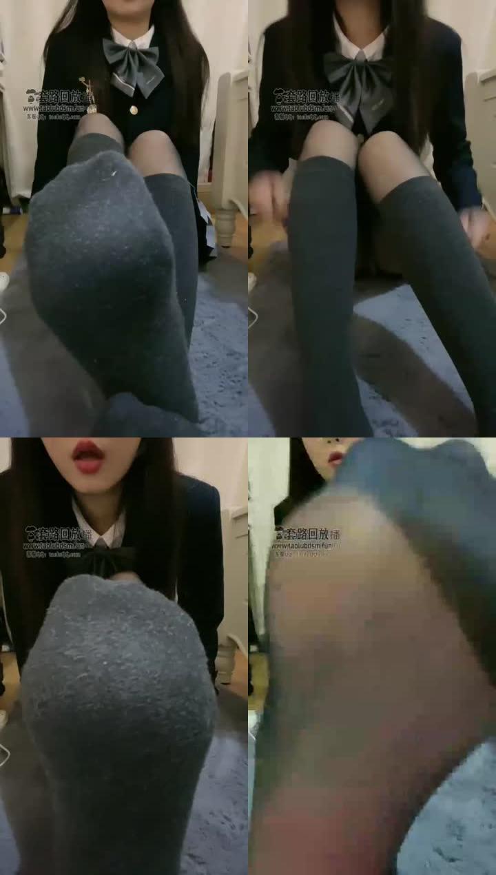 【青柠大大】第一视角红绿灯强迫傻逼同桌闻袜子