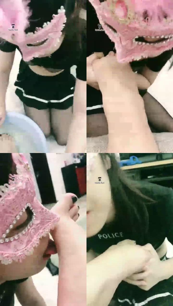 【婳儿M】 女女舔脚专场 女奴