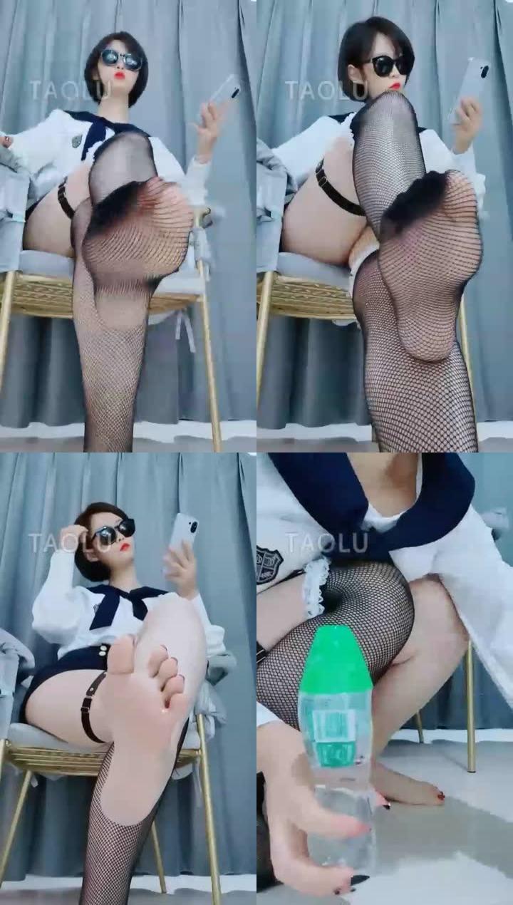 【语晴】第一视角红绿灯网袜被小主榨干