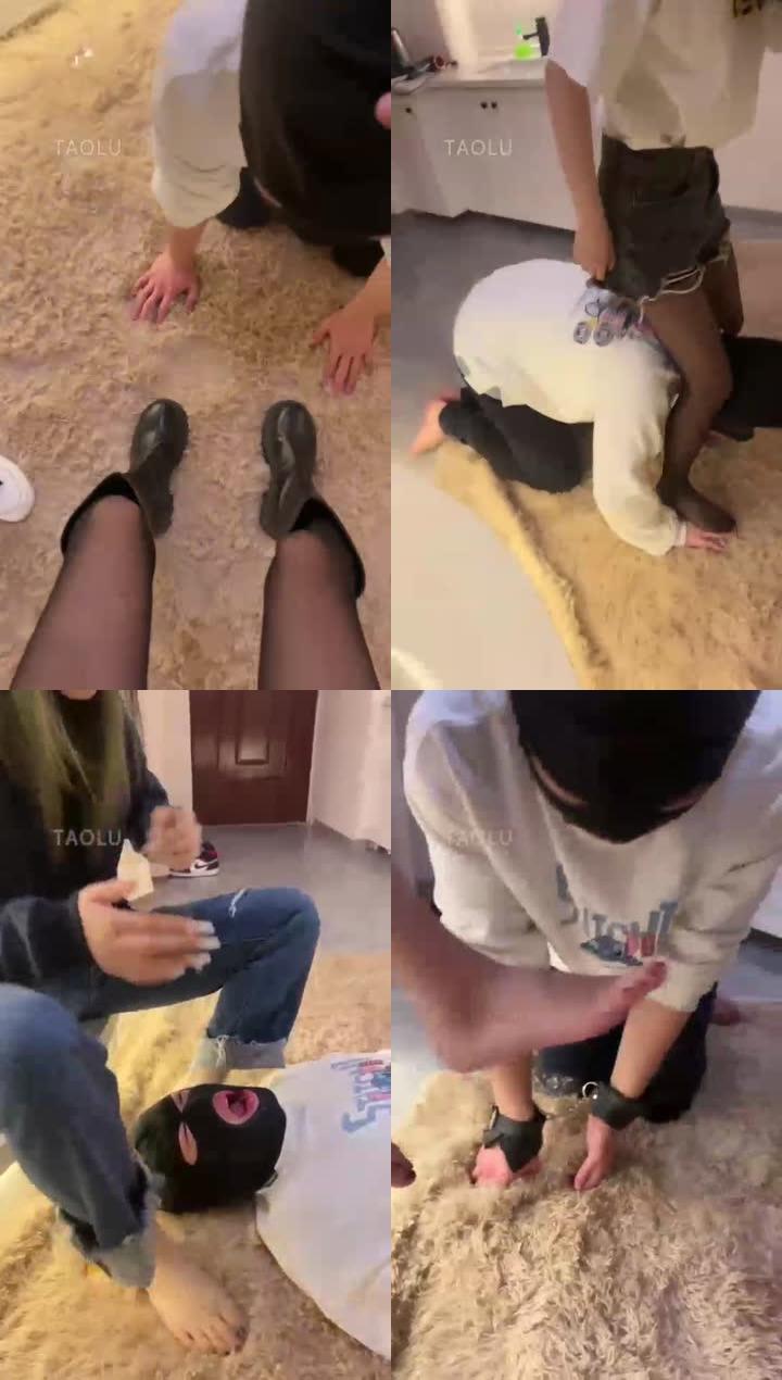 【樱木花椒】合体一下哈哈恋足喂食踩脸深喉暴打学生狗