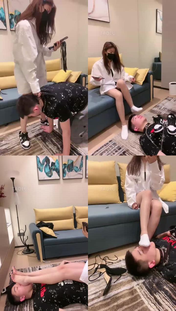 【美美子S】舔运动鞋，高跟鞋，舔脚口水
