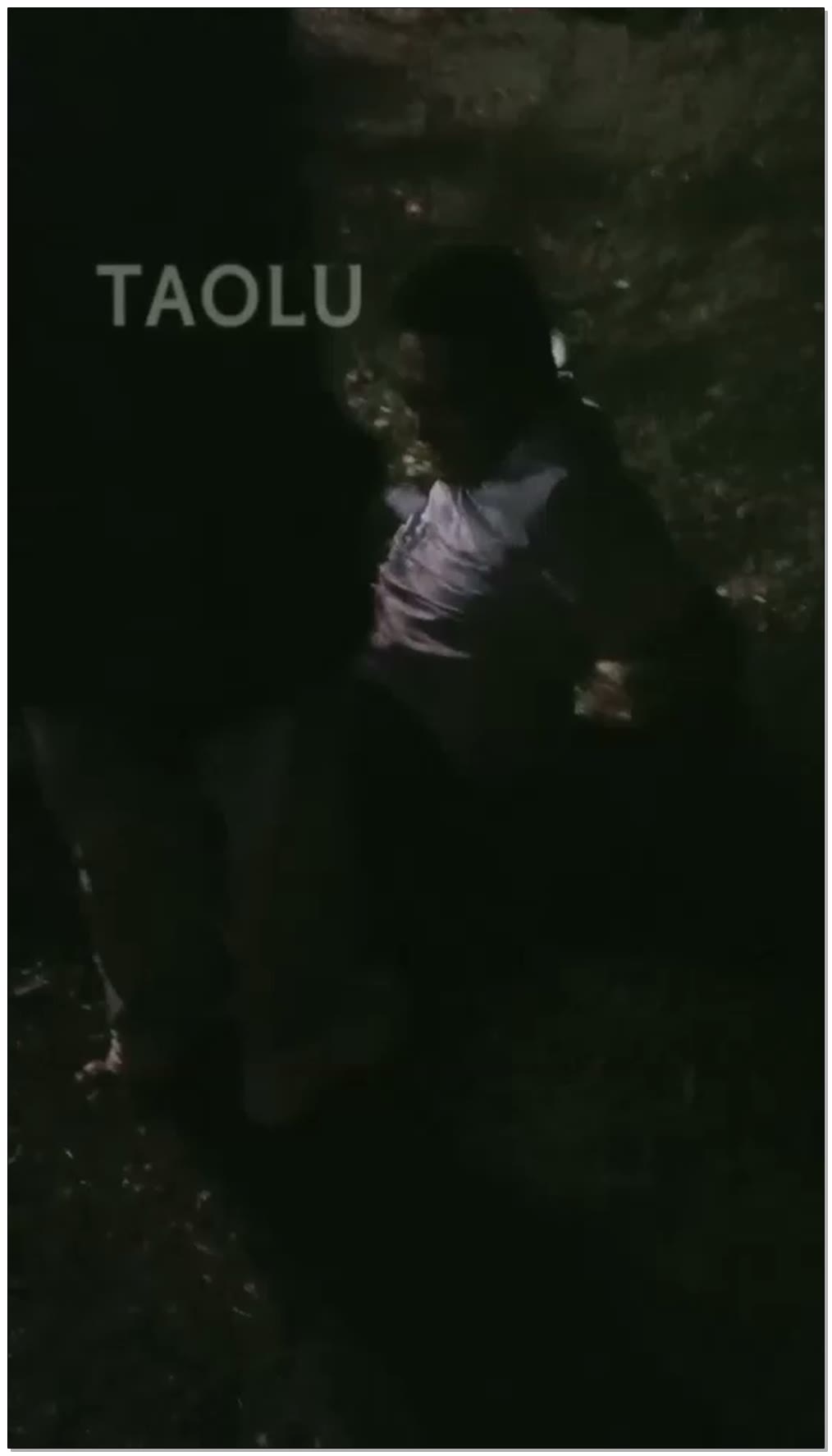 【00小主十言】户外调教一条死尸垫脚机器踩踏狗东西拧乳头，舔鞋底闻袜子
