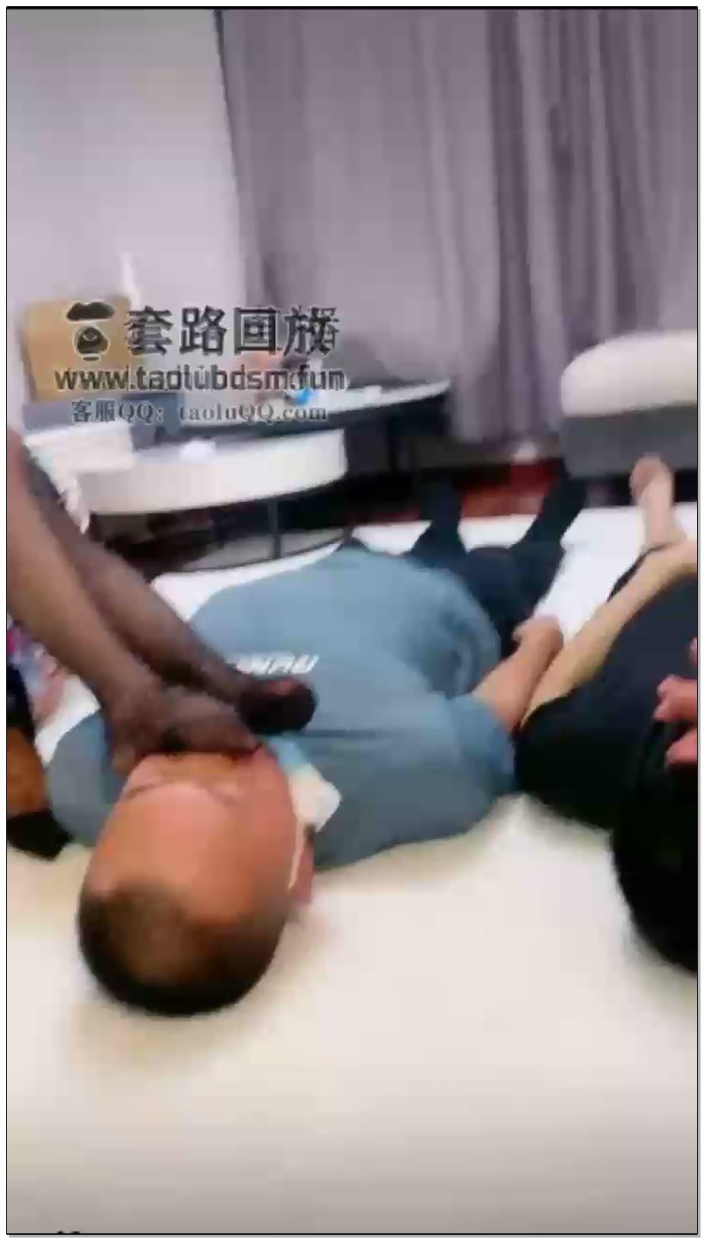 【楠楠大人】双S重度踩踏，耳光