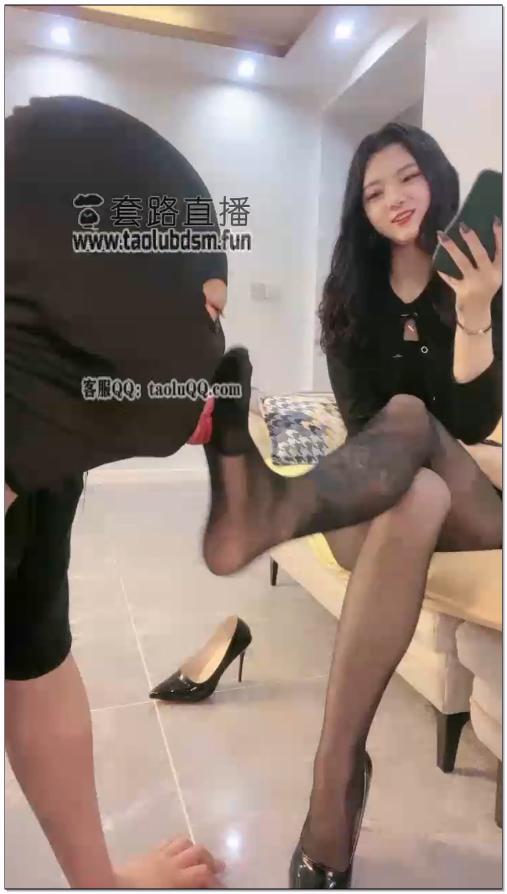 【初见S】黑丝高跟调教，鞭打圣水