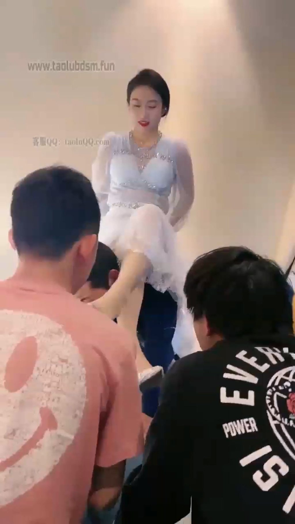 【鑫儿】三美女与野兽