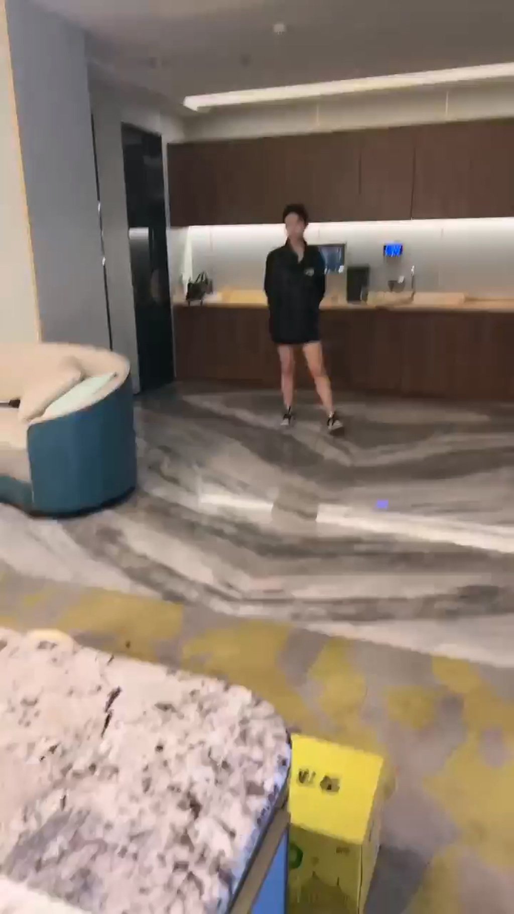 【战一柔】世界第一女奴