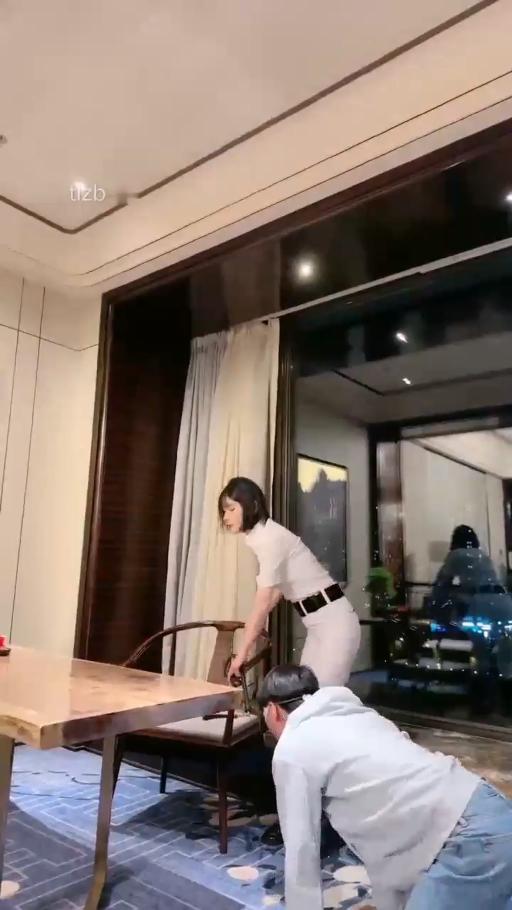 【简一】肉色丝袜脚骑马奴