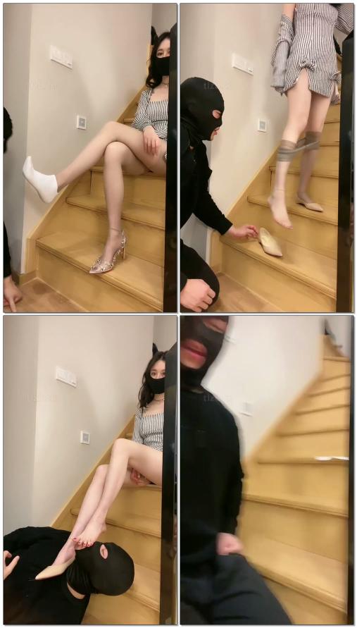 【扶桑圣女】驯服猥琐的快递员2
