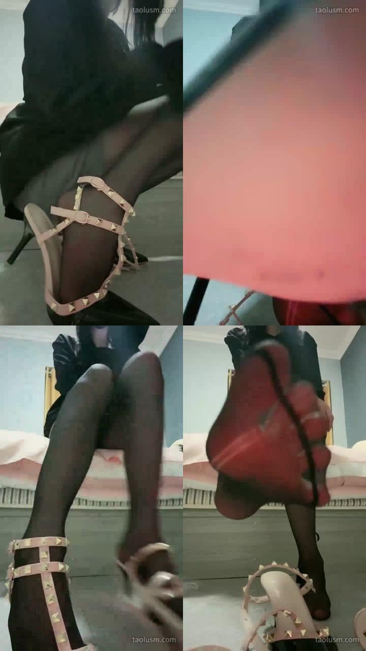 【奶味小仙女】第一视角黑丝高跟红绿灯压榨