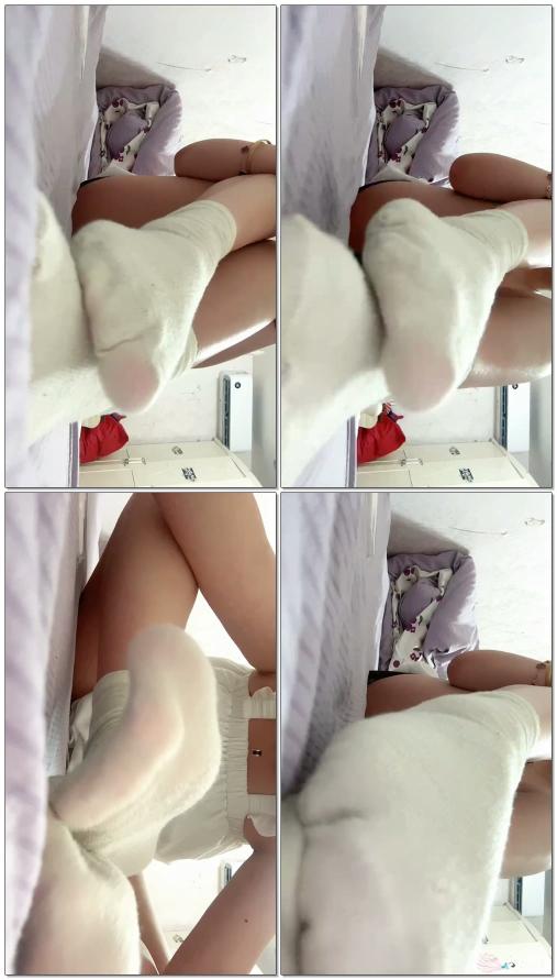【小鱼爹】第一视角吸臭袜子遗精