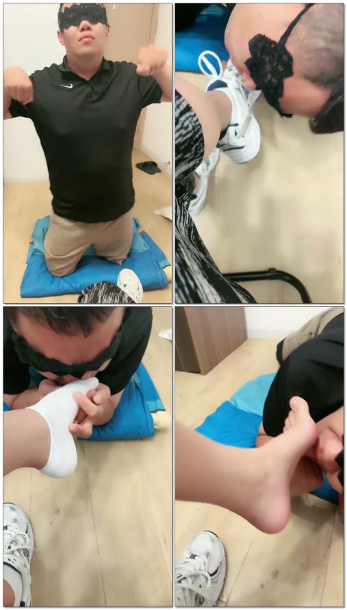 【上海学生主s】TJ沉浸式舔脚40码