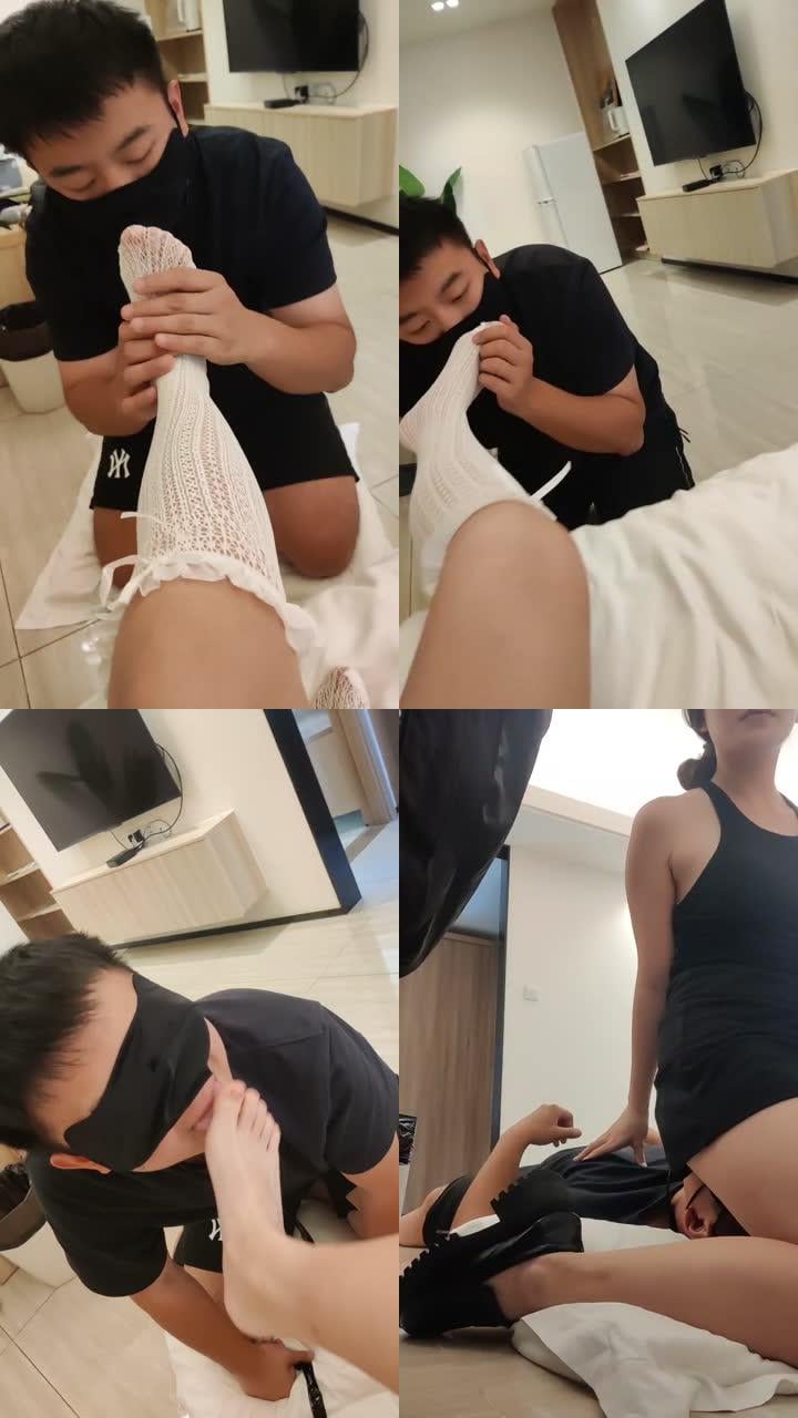【蓝蓝大s】跪舔白丝诱惑/吮吸脚趾/坐脸窒息