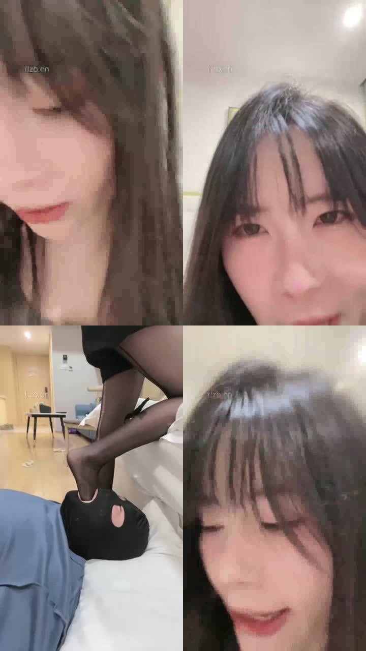 【桃子老师】黑丝脚插嘴踩踏-掐乳-臭脚捂脸