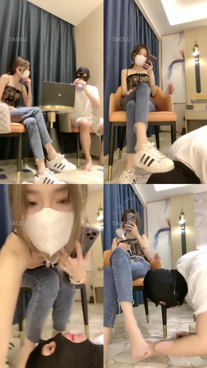 【希希子】偷窥家教老师被教训/耳光深喉
