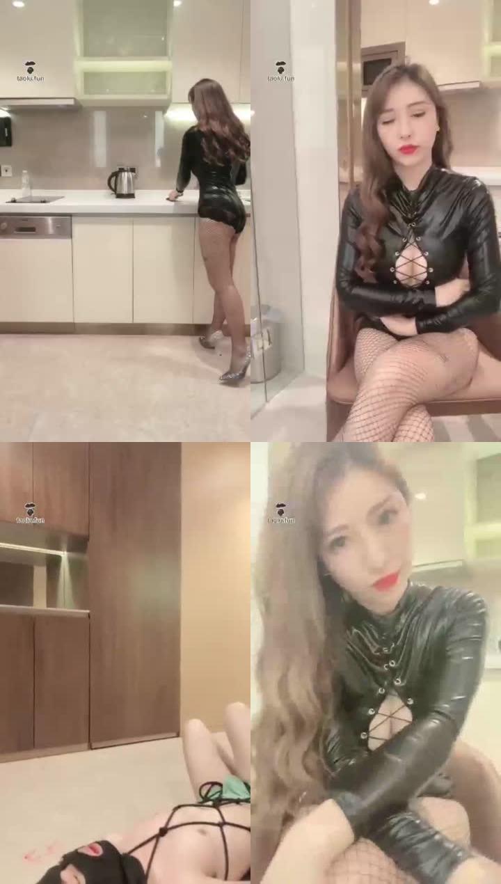 【百变妖鹿】万恶之源 之随心所欲舔脚