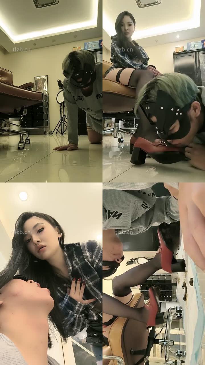 【安晴】拉丝口水浓痰/脚下喂食/皮鞋黑丝狂舔