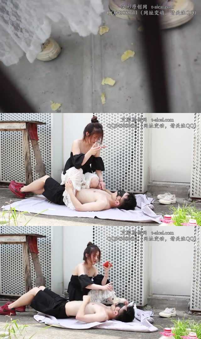 【黑丝诱惑】【晓俞】素人篇：大二学生晓俞阳台室外脏鞋踩食物耳光虐乳