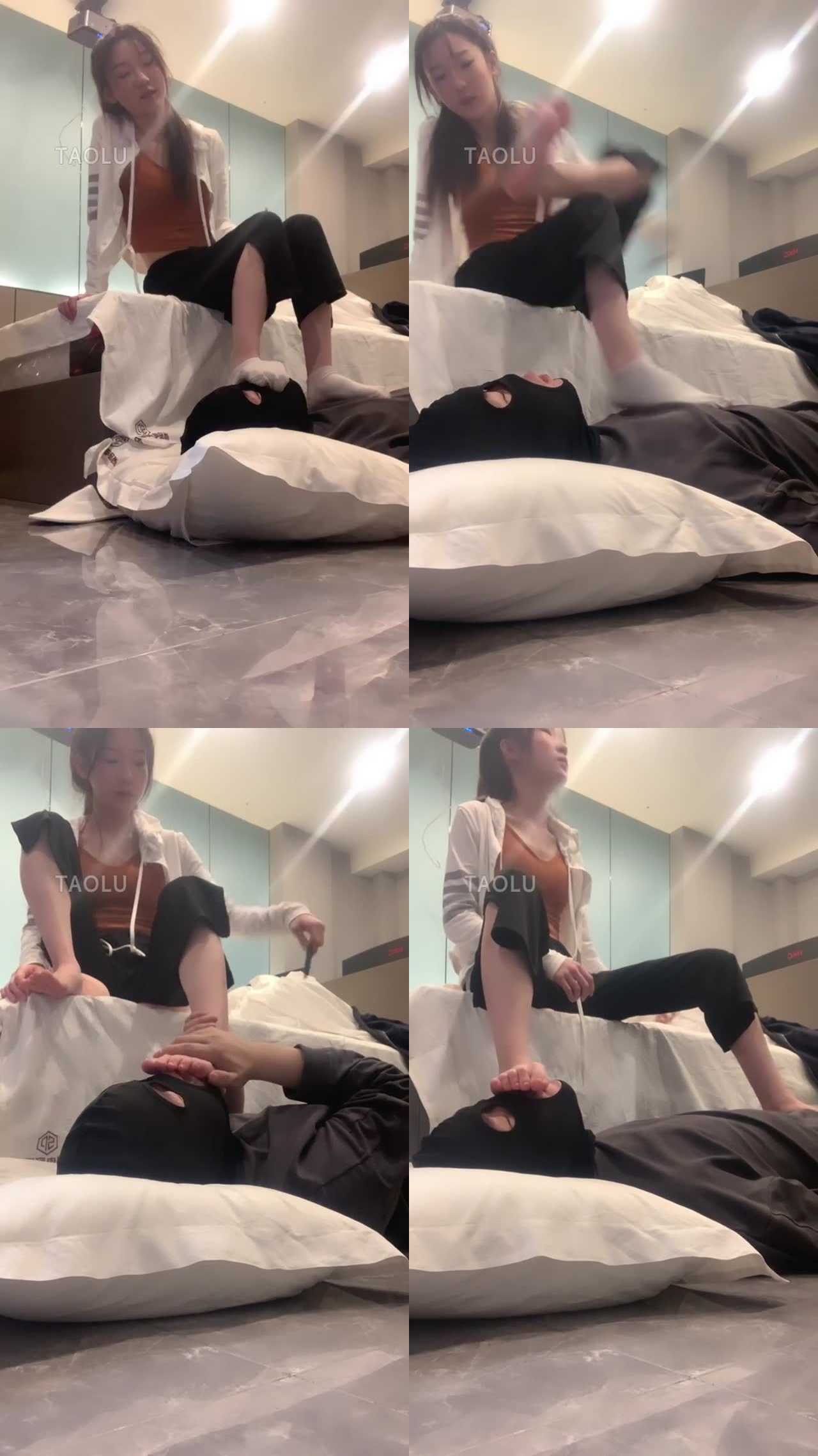【精神小妹】文文臭袜子窒息原味调